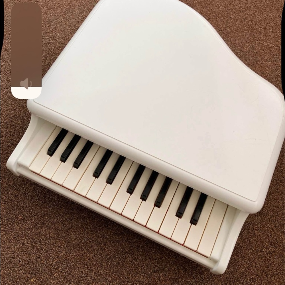 KAWAI White Miniature Toy Piano, Made in Japan